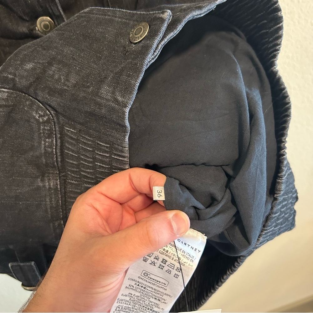 Stella McCartney Washed Black Denim Vest - back logo - Picture 6 of 6